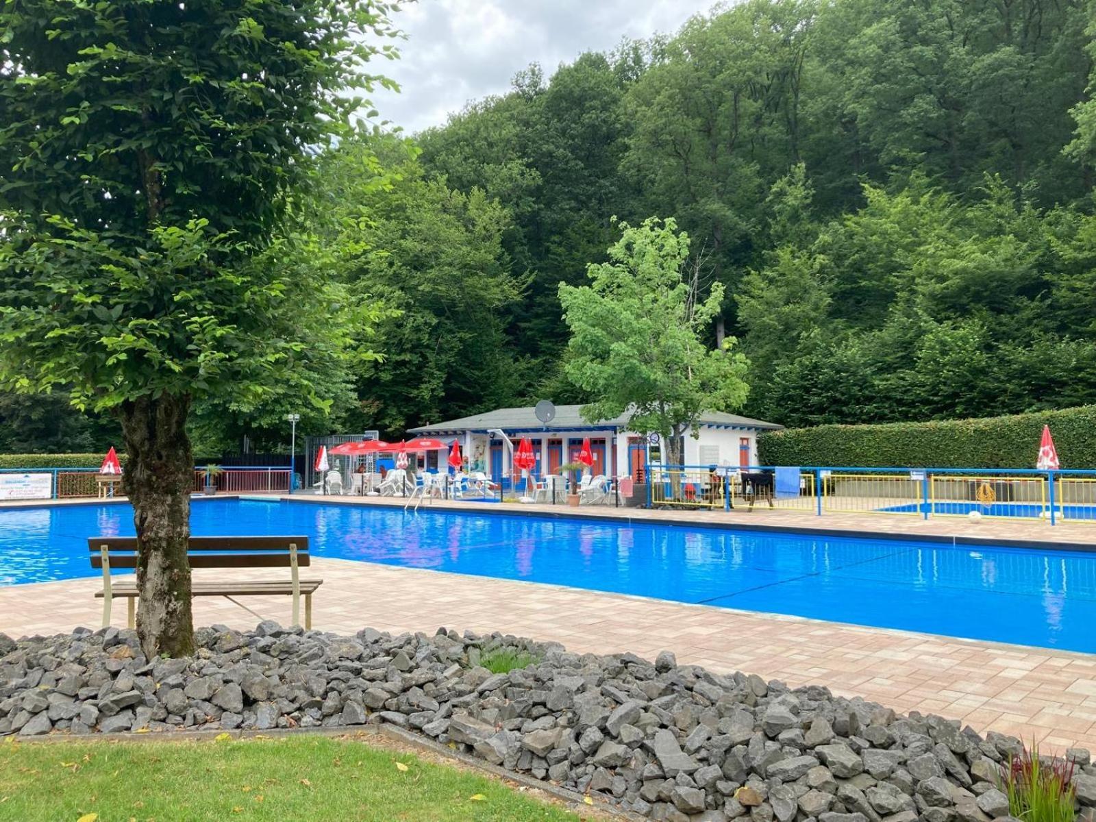 Gittas Paradiesperle Niederdreisbach 外观 照片